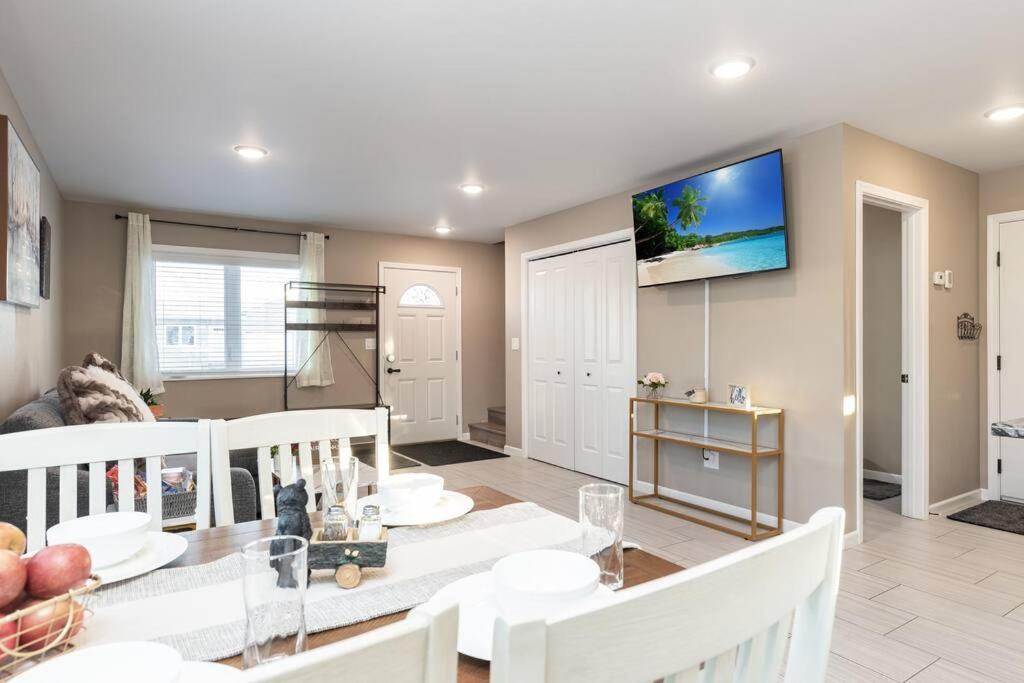 フェアバンクス Birch Hill Retreat Great Location2+Garage+Auroraヴィラ エクステリア 写真